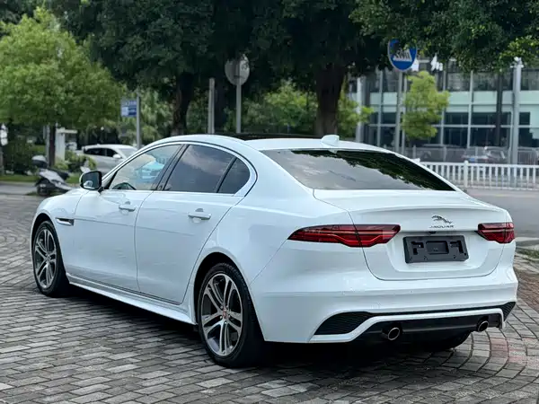 Jaguar XEL 2021