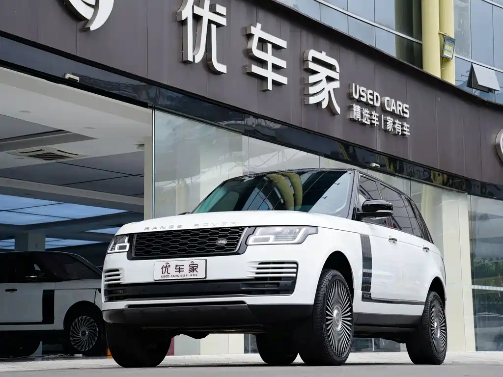Land Rover Range Rover 2022 — фото 1