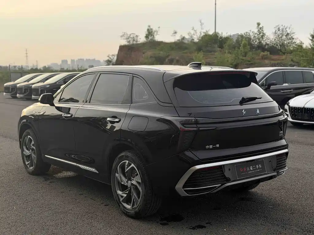 Hongqi HS3 PHEV 2024 — фото 14