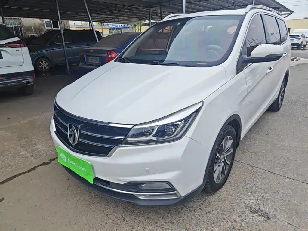 Baojun 730 2018