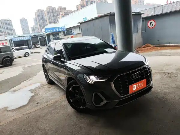 Audi Q3 2022