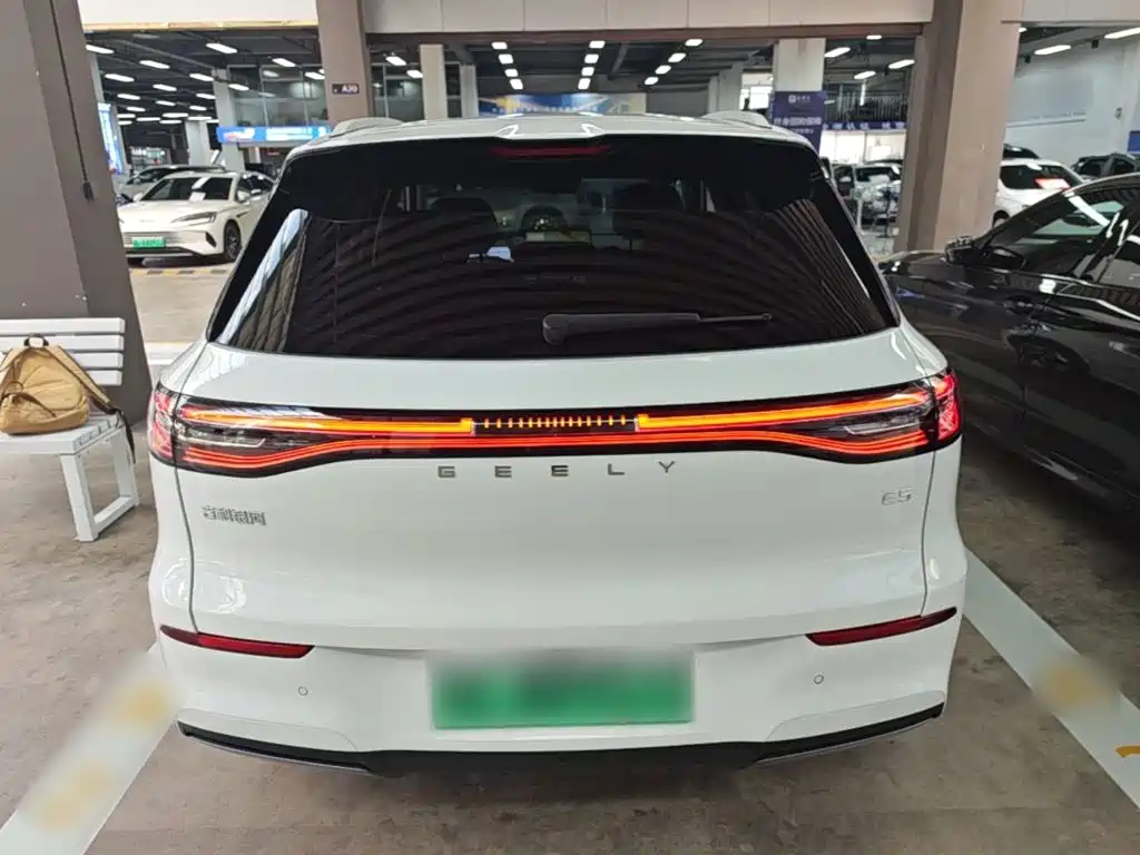 Geely Galaxy E5 2025 — фото 6