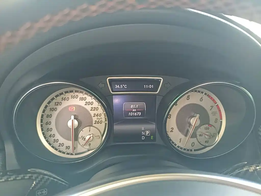 Mercedes-Benz CLA 2015 — фото 12