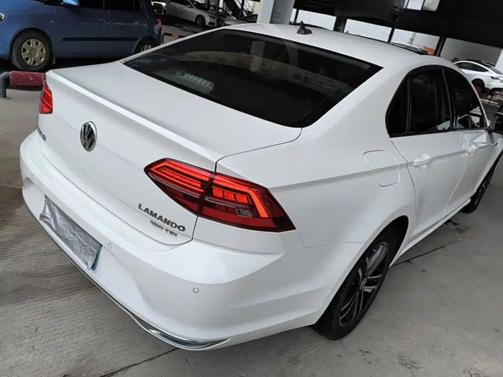 Volkswagen Lamando 2021