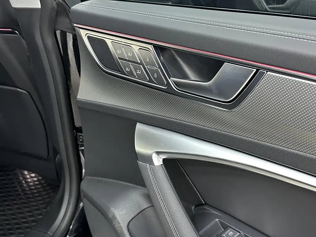 Audi A7L 2024 — фото 14