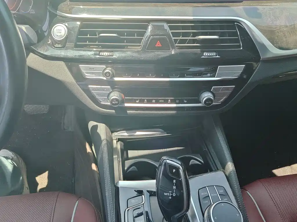 BMW 5 Series 2022