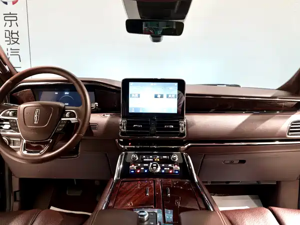 Lincoln Navigator 2019