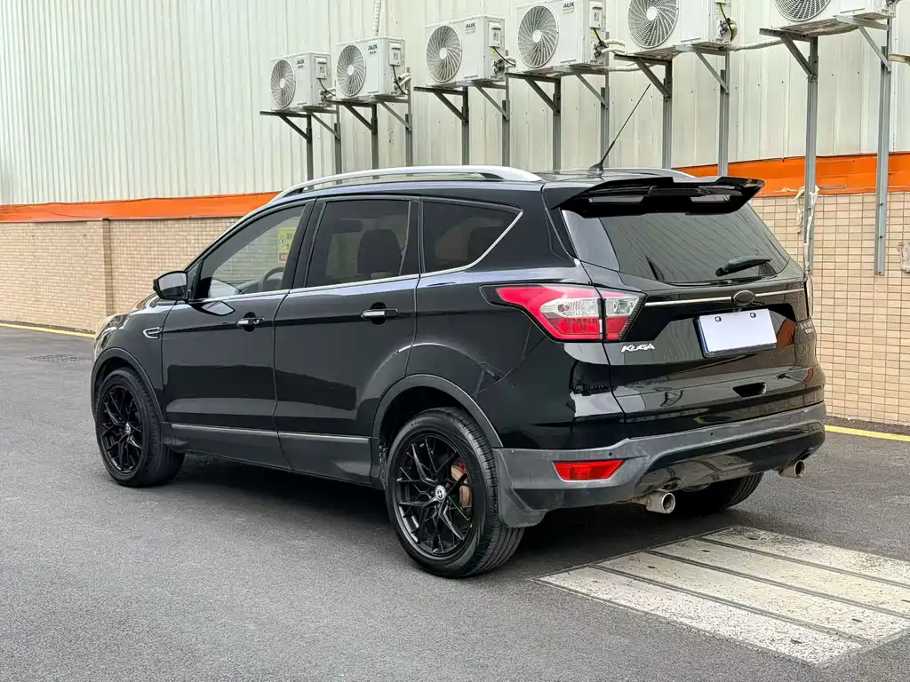 Ford Kuga 2017 — фото 7