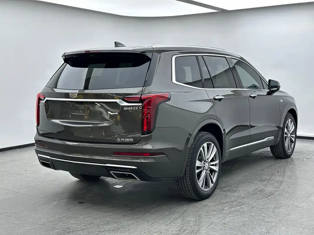 Cadillac XT6 2020 — фото 4