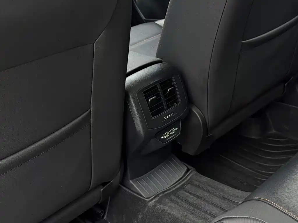 Volkswagen T-Roc 2021 — фото 19