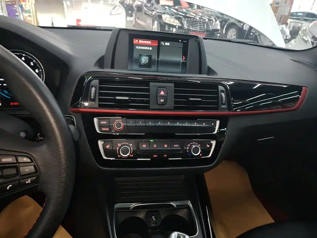 BMW 2 Series 2019 — фото 10