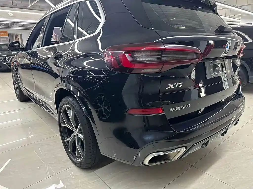 BMW X5 2022 — фото 8