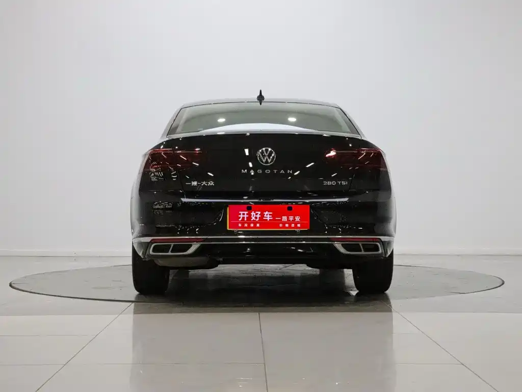 Volkswagen Magotan 2025