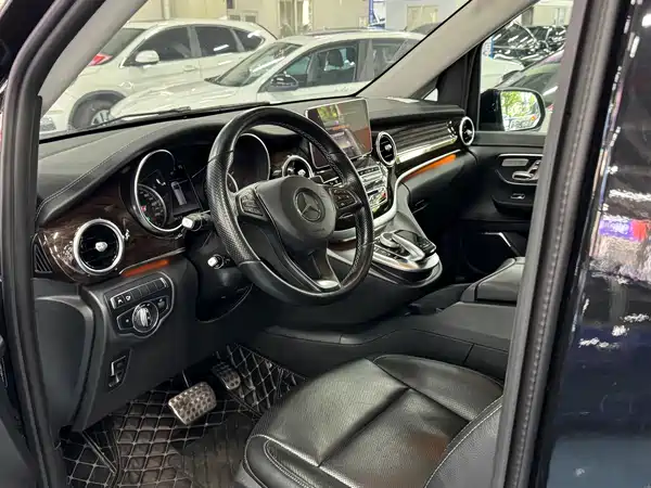 Mercedes-Benz V-Class 2018