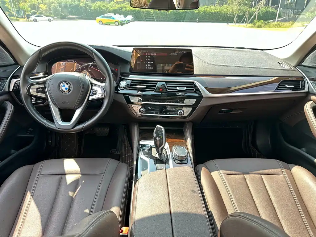 BMW 5 Series 2020
