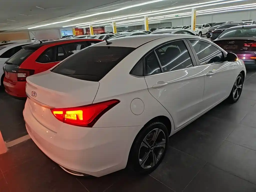 Chery Arrizo 5 2019