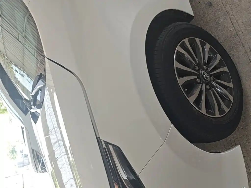 Toyota Corolla 2019 — фото 23