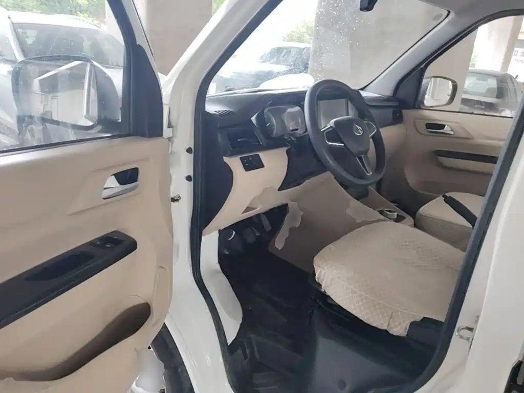 Changan Kuayue Star V7 EV 2023 — фото 16