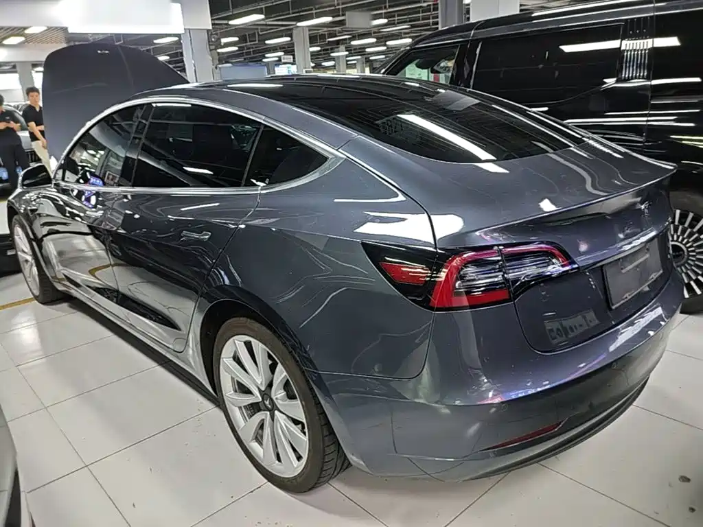 Tesla Model 3 2020 — фото 5