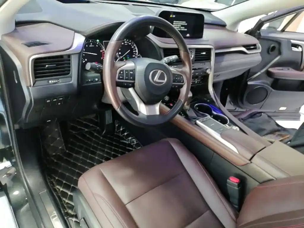 Lexus RX 2022 — фото 10