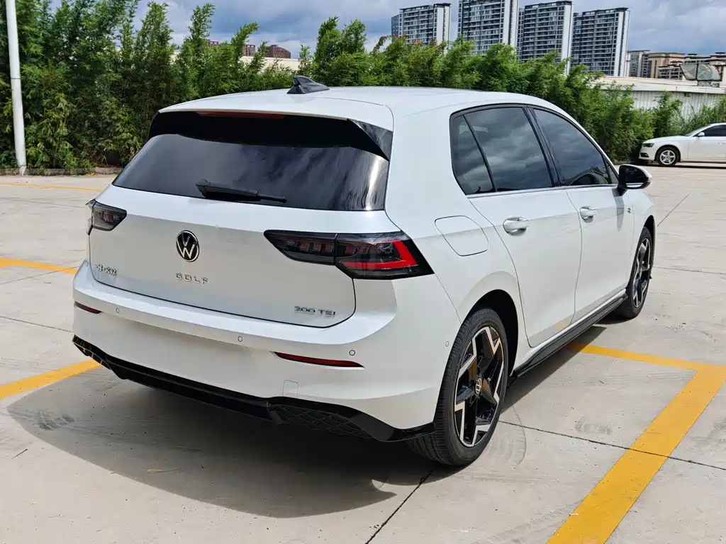 Volkswagen Golf 2026