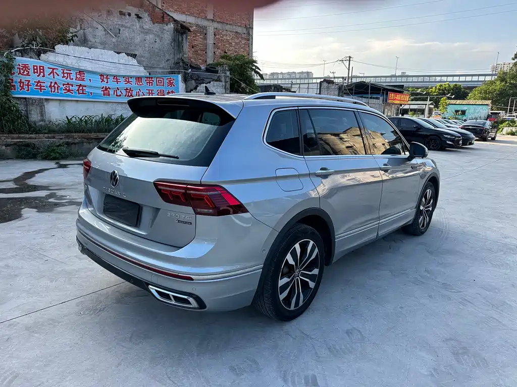 Volkswagen Tiguan L 2021