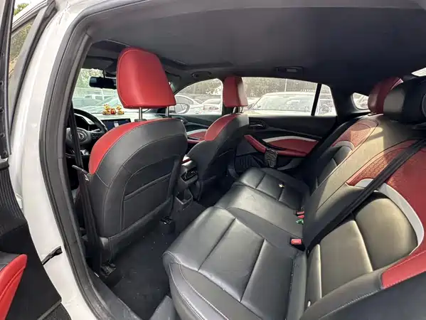 MG MG5 2022