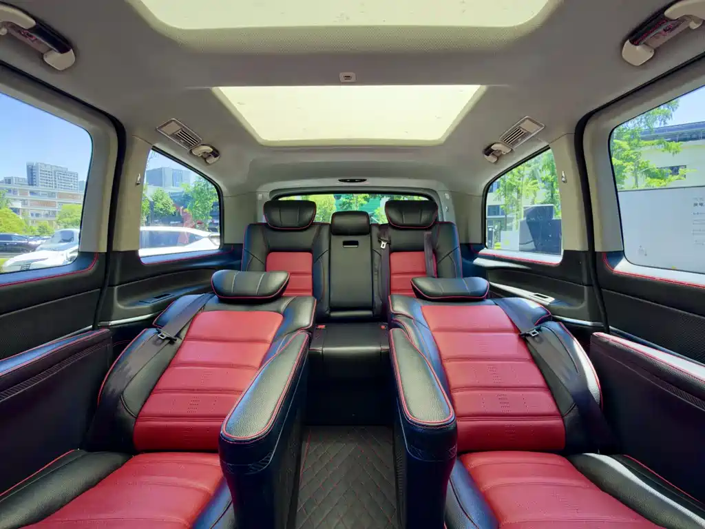 Mercedes-Benz V-Class 2020 — фото 3