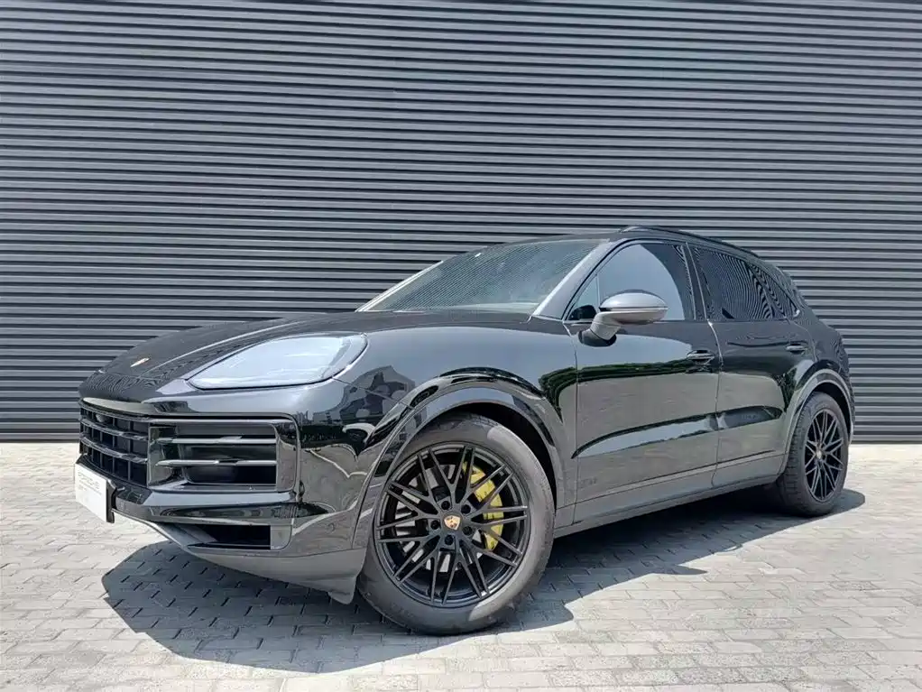 Porsche Cayenne 2025 — фото 1