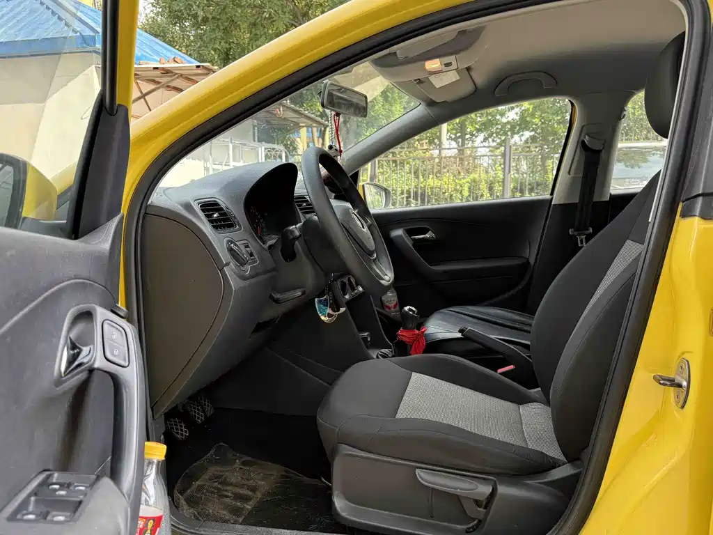 Volkswagen Polo 2015