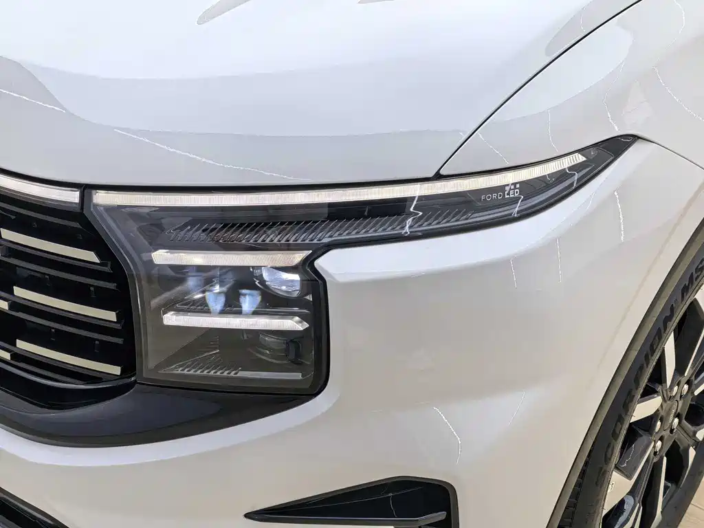 Ford Edge 2025 — фото 12
