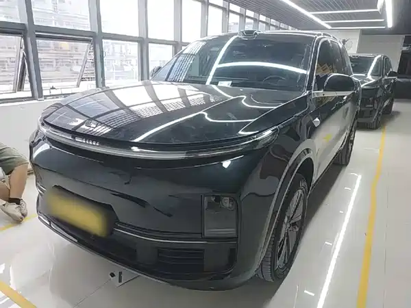 Li Auto L8 2024