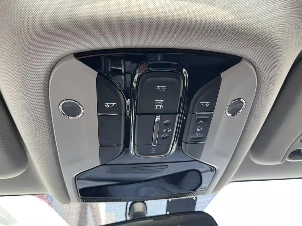 GAC Motor Trumpchi M8 2023 — фото 21