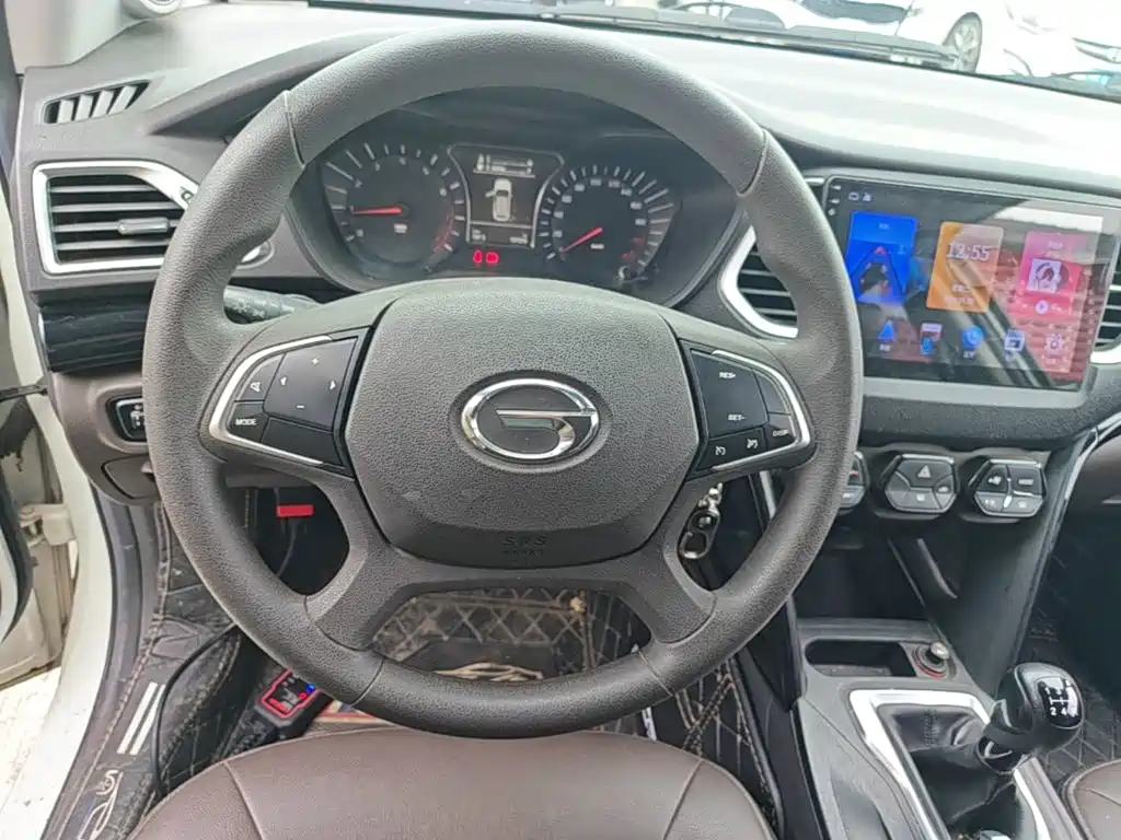 GAC Motor Trumpchi GS4 2015 — фото 11