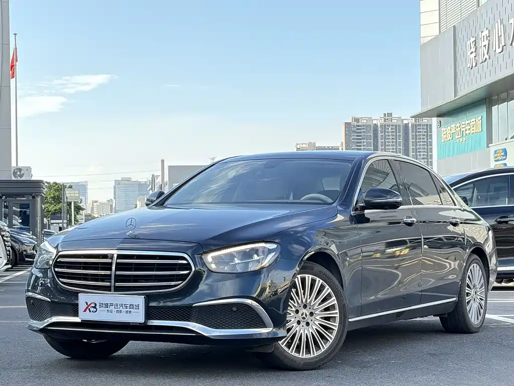 Mercedes-Benz E-Class 2022