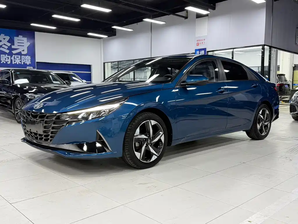 Hyundai Elantra 2021