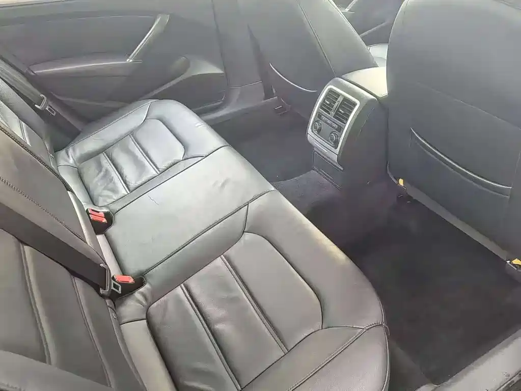 Volkswagen Passat 2013