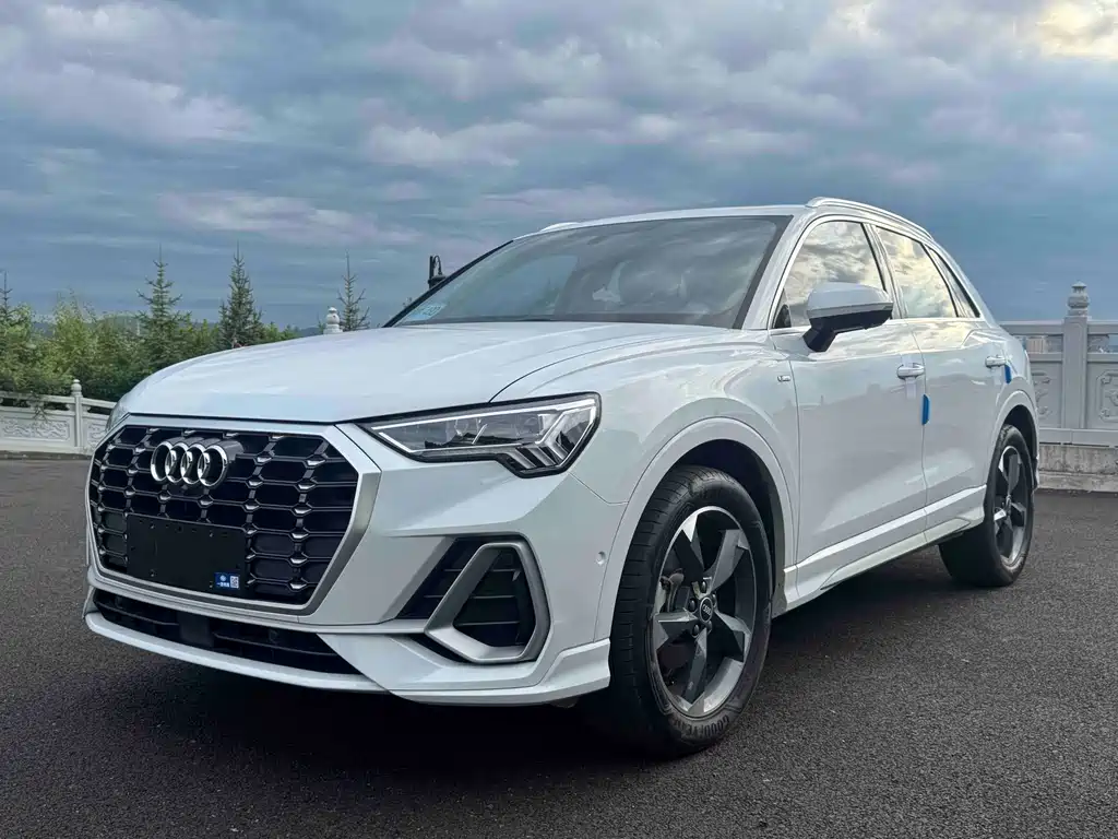 Audi Q3 2022