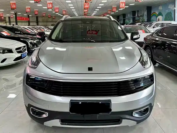 Lynk & Co 01 2018