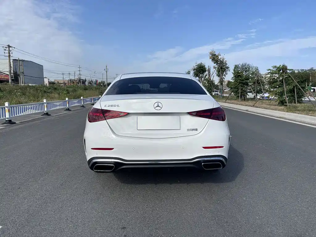 Mercedes-Benz C-Class 2023