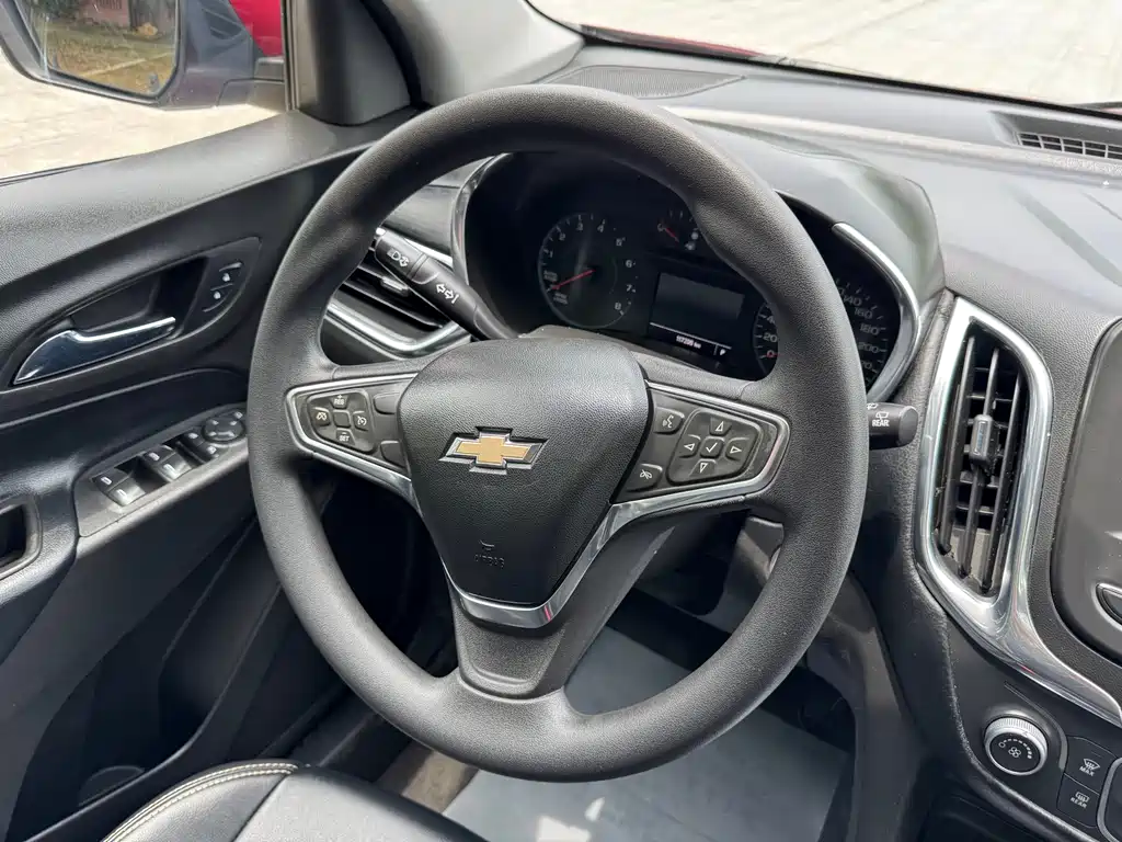 Chevrolet Equinox 2017 — фото 14