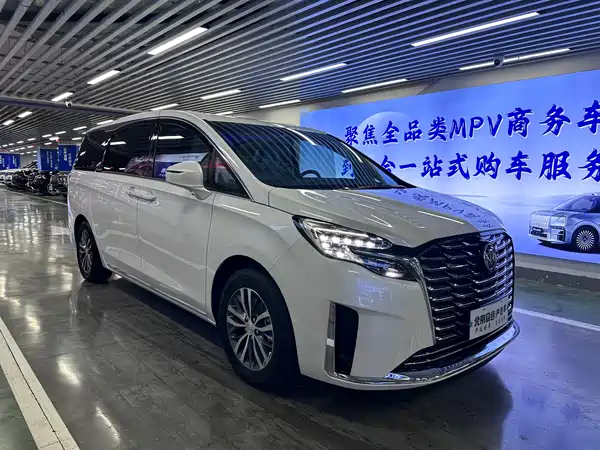 Buick GL8 2022