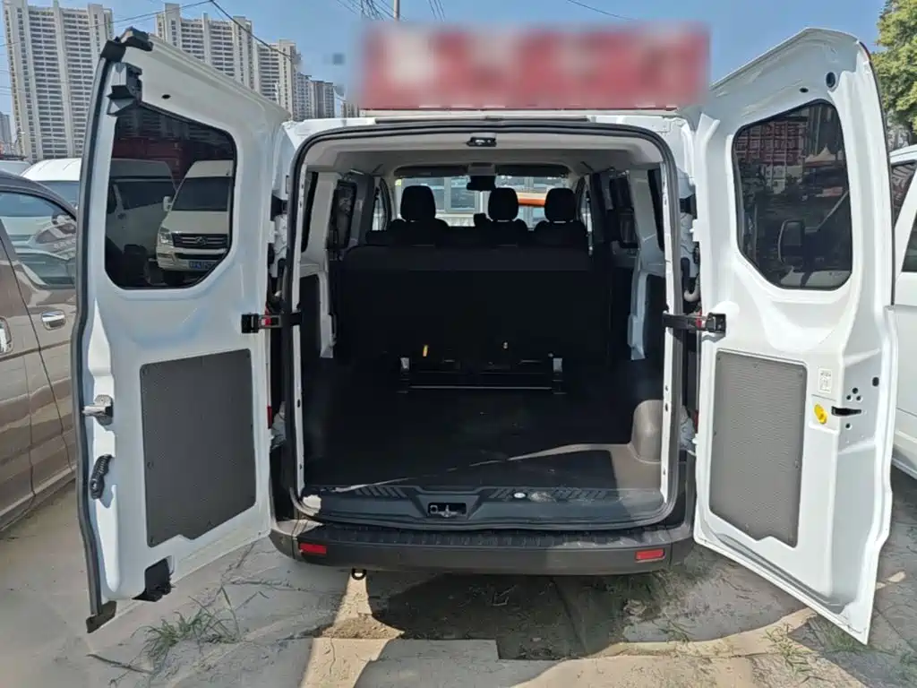 Ford Transit 2023 — фото 19