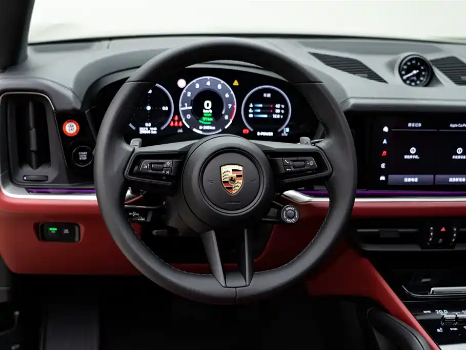 Porsche Cayenne Hybrid 2024 — фото 13
