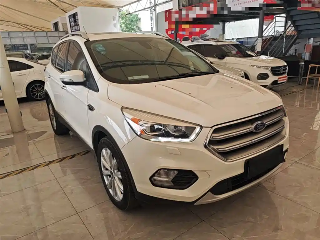 Ford Kuga 2017 — фото 4