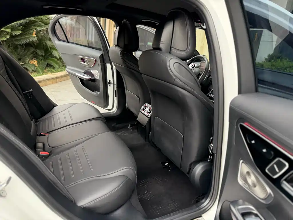 Mercedes-Benz C-Class 2023