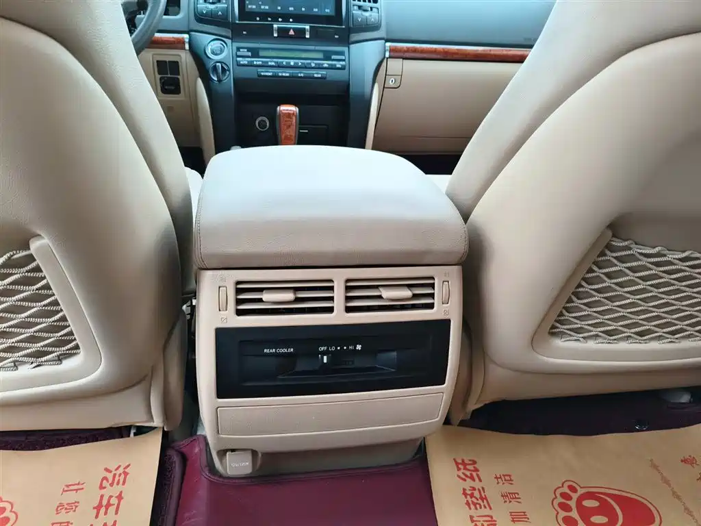 Toyota Land Cruiser 2015 — фото 17