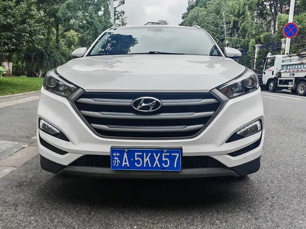 Hyundai Tucson 2017 — фото 2