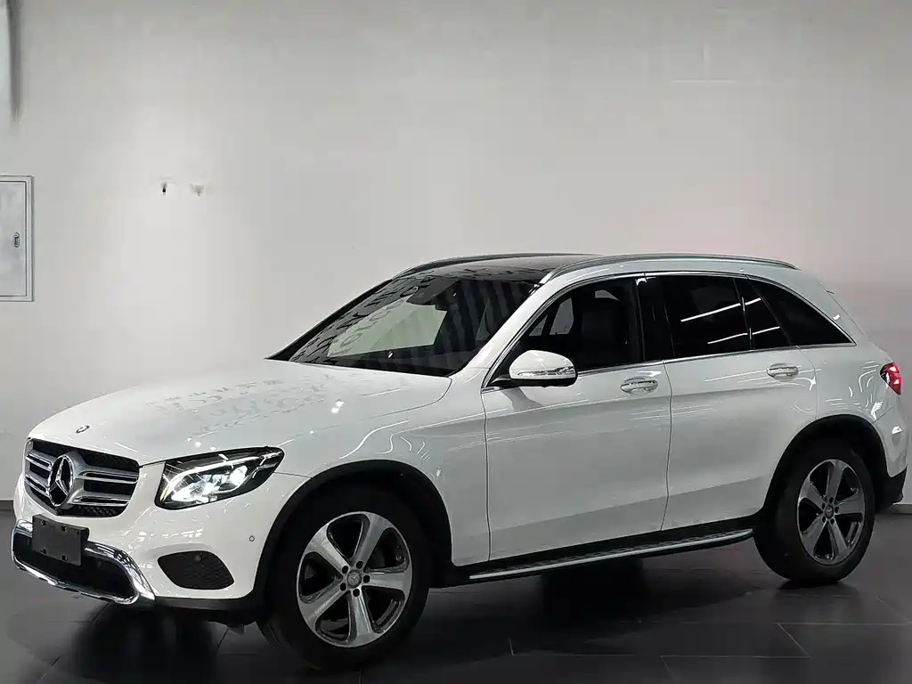 Mercedes-Benz GLC 2016 — фото 1