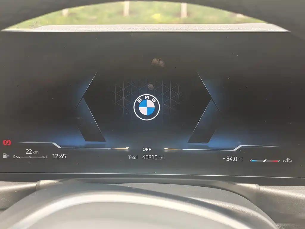 BMW 3 Series 2024 — фото 15